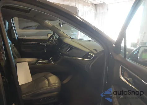 2018 Buick Enclave Essence from USA, damaged, VIN 5GAERBKWXJJ169707